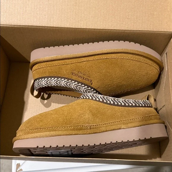 Koolaburra by UGG Kids Burree Slip On Mule Sz 12 NWT - Picture 3 of 5